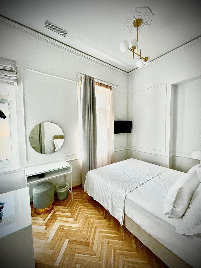 Amare Boutique Suites إرموبولّي المظهر الخارجي الصورة